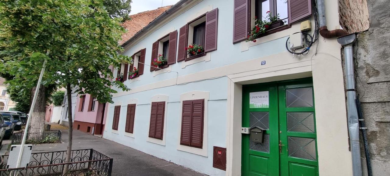 Lindenhaus Hotel Сибиу Екстериор снимка