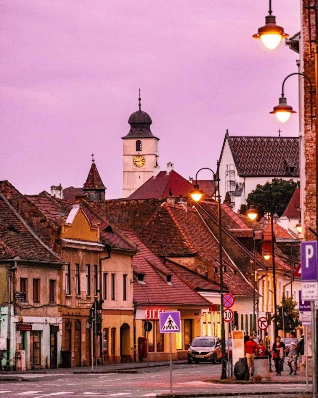 Lindenhaus Hotel Сибиу Екстериор снимка